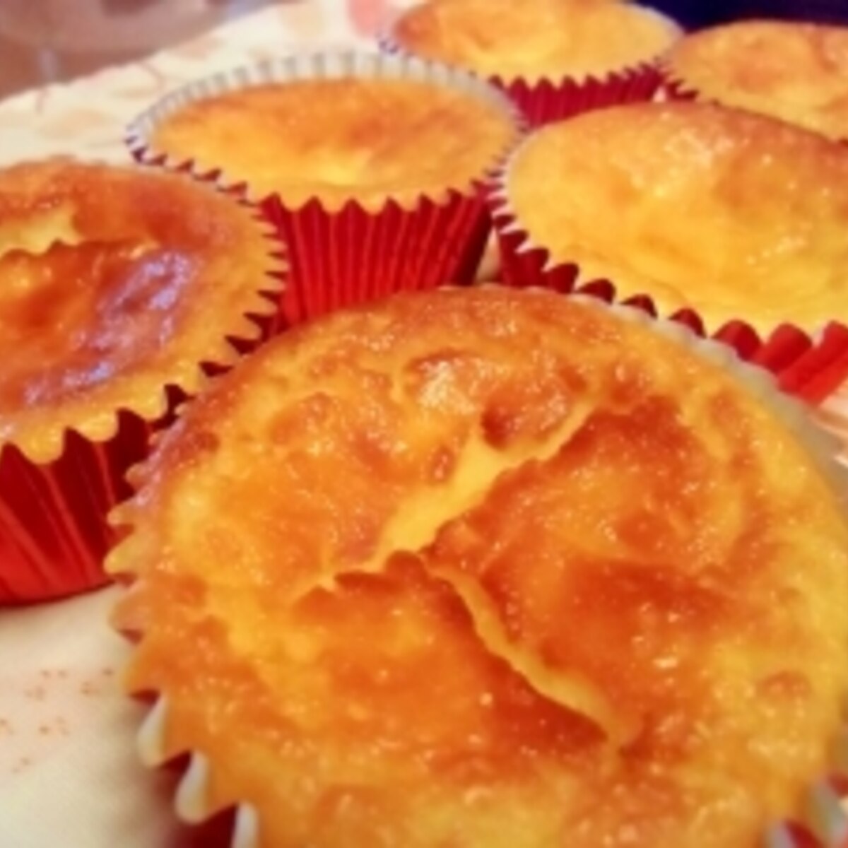 ヨーグルトのカップケーキ チーズケーキ風 レシピ 作り方 By Miashimatora 楽天レシピ